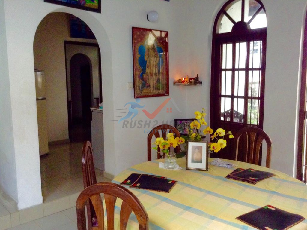 Architecturally designed Bungalow House for Sale in Pelawatte-Battaramulla: